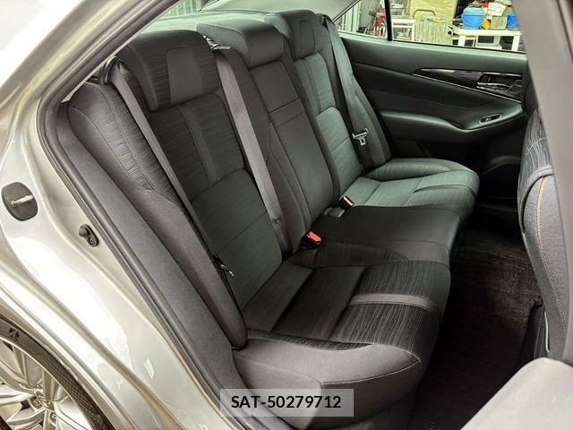Toyota CROWN SEDAN 2013-02 8665987-13