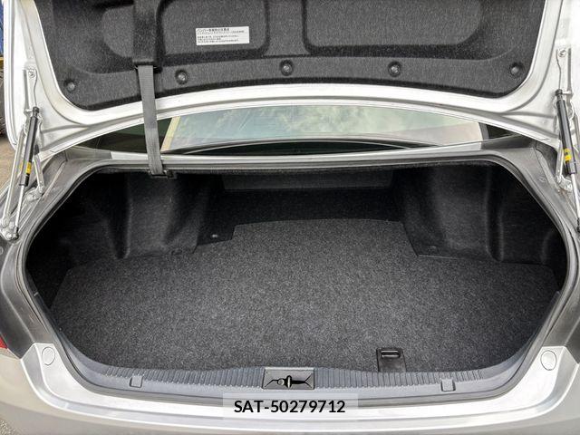Toyota CROWN SEDAN 2013-02 8665987-14