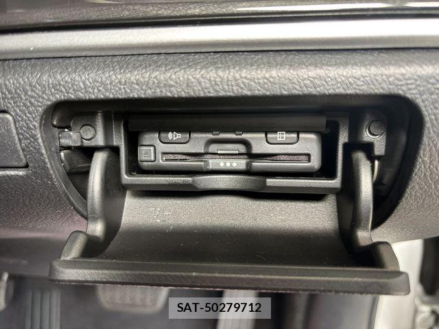 Toyota CROWN SEDAN 2013-02 8665987-17