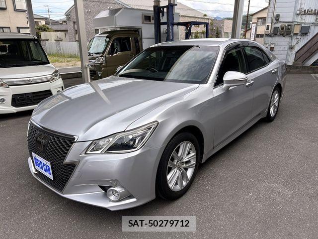 Toyota CROWN SEDAN 2013-02 8665987-1