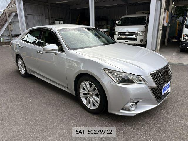Toyota CROWN SEDAN 2013-02 8665987-5