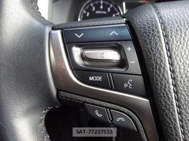 Toyota CROWN SEDAN 2016-09 8658541-11