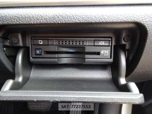 Toyota CROWN SEDAN 2016-09 8658541-14
