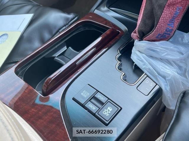 Toyota CROWN SEDAN 2009-12 8658549-22