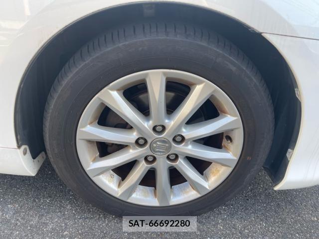 Toyota CROWN SEDAN 2009-12 8658549-4