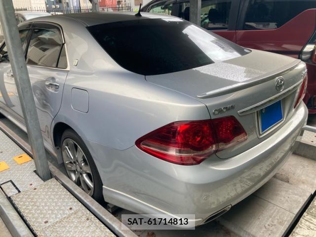 Toyota CROWN SEDAN 2008-09 8658545-2