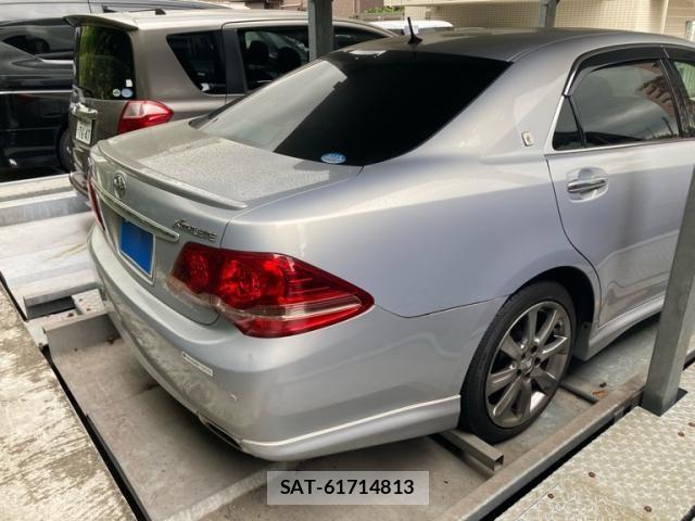 Toyota CROWN SEDAN 2008-09 8658545-3