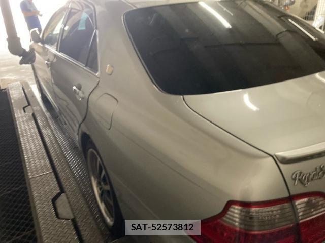 Toyota CROWN SEDAN 2005-11 8658551-9