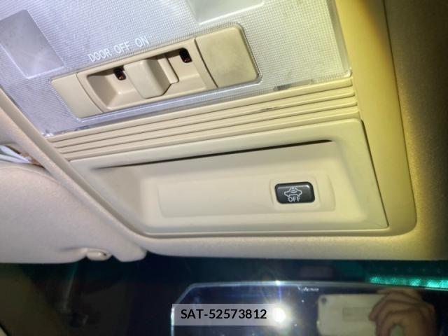 Toyota CROWN SEDAN 2005-11 8658551-22