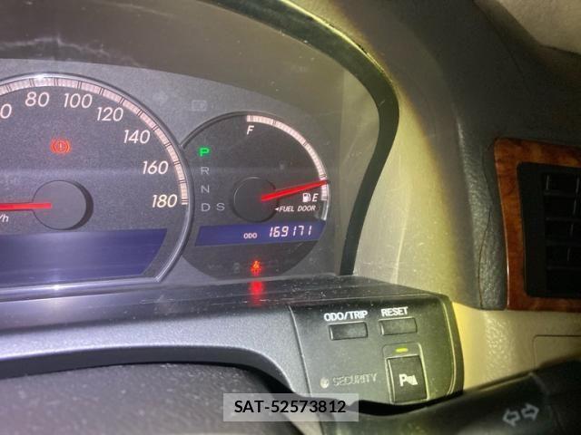 Toyota CROWN SEDAN 2005-11 8658551-25