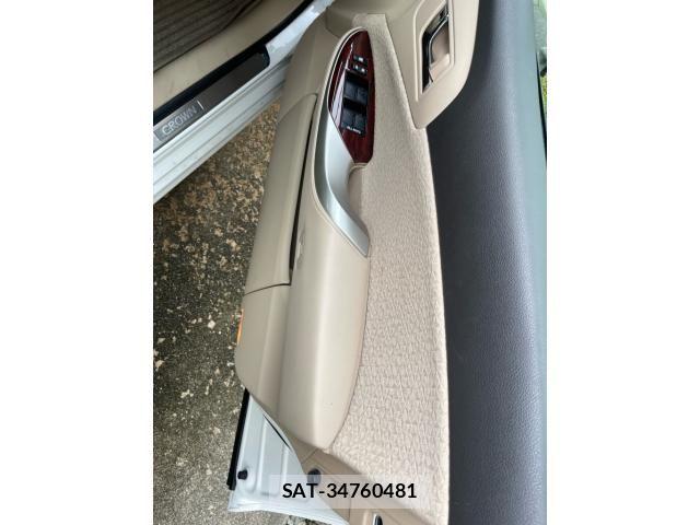 Toyota CROWN SEDAN 2010-04 8658547-12