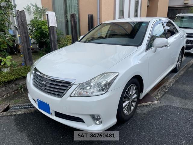 Toyota CROWN SEDAN 2010-04 8658547-1