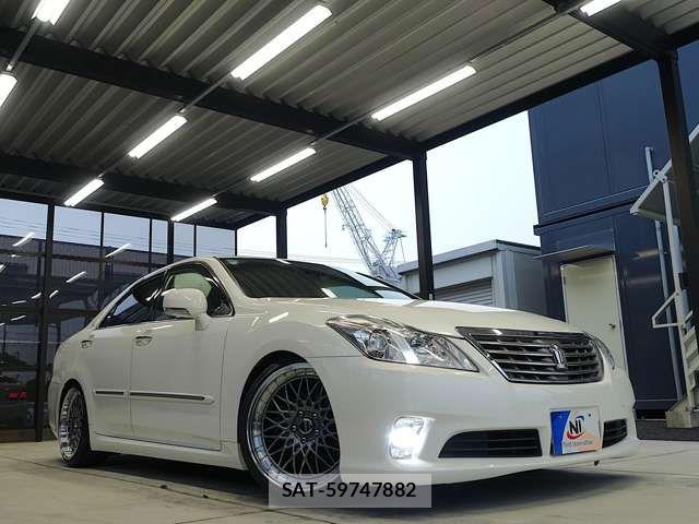 Toyota CROWN SEDAN 2010-12 8658543-11