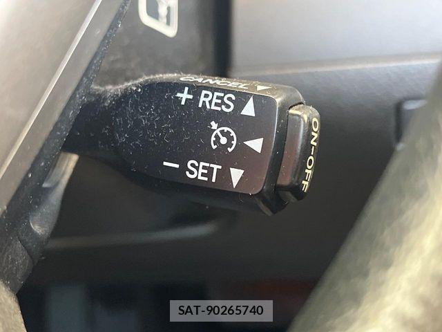 Toyota CROWN SEDAN 2011-10 8665991-4