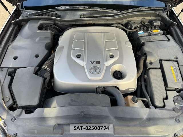 Toyota CROWN SEDAN 2004-01 8685345-14