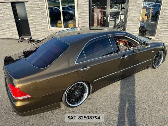 Toyota CROWN SEDAN 2004-01 8685345-1
