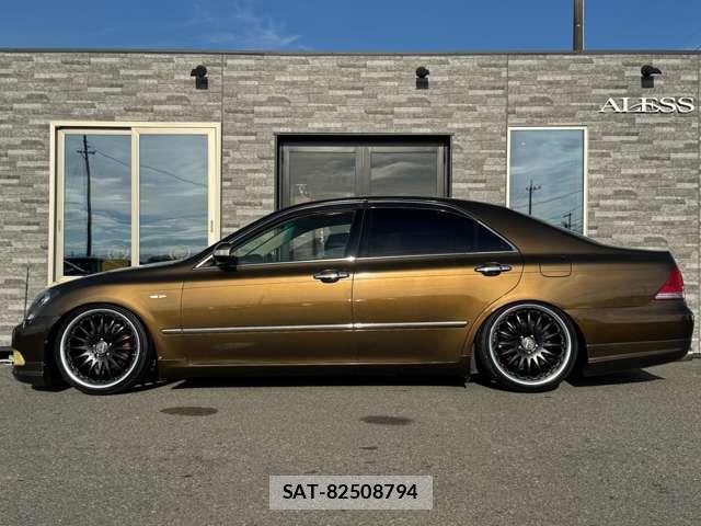 Toyota CROWN SEDAN 2004-01 8685345-4
