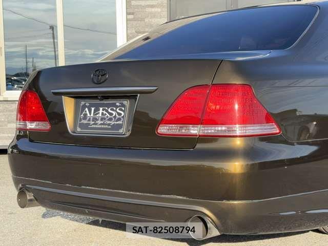 Toyota CROWN SEDAN 2004-01 8685345-8