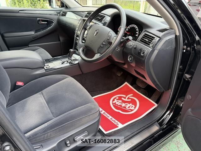 Toyota CROWN SEDAN 2006-03 8741341-20