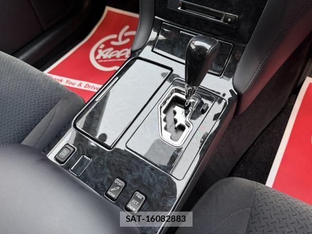 Toyota CROWN SEDAN 2006-03 8741341-24