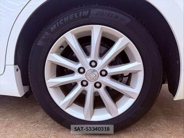 Toyota CROWN SEDAN 2011-08 8741334-27