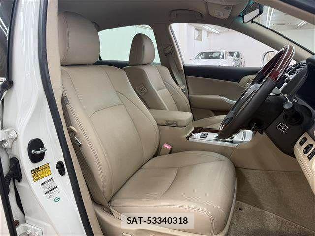 Toyota CROWN SEDAN 2011-08 8741334-6