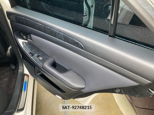 Toyota CROWN SEDAN 2007-11 8741340-18
