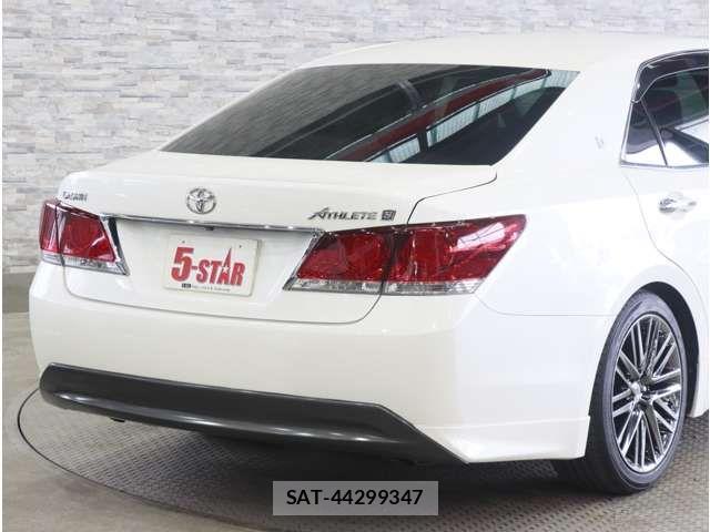 Toyota CROWN SEDAN 2014-11 8779845-19