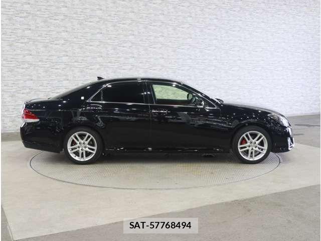 Toyota CROWN SEDAN 2012-05 8779846-12