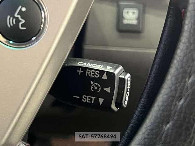 Toyota CROWN SEDAN 2012-05 8779846-6
