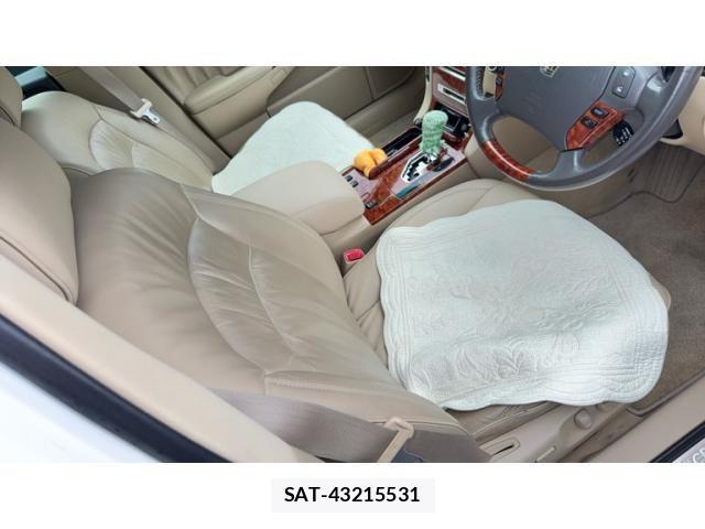 Toyota CROWN SEDAN 2006-10 8779851-10