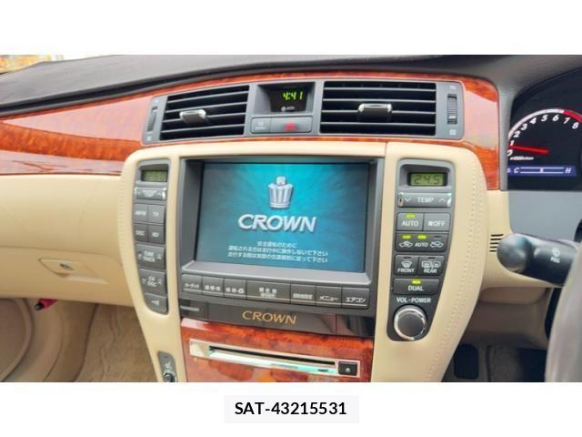 Toyota CROWN SEDAN 2006-10 8779851-16