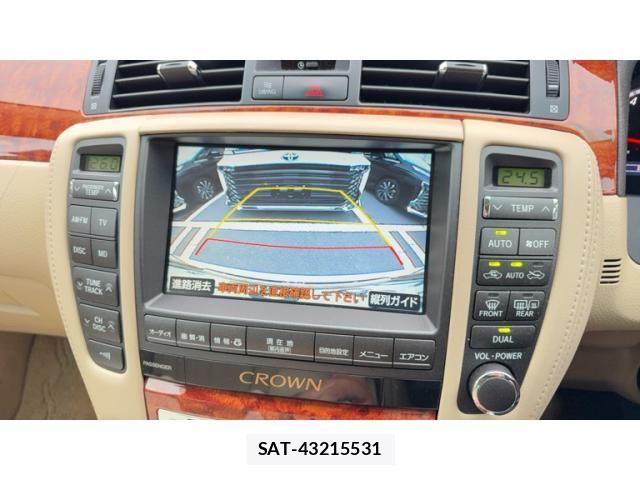 Toyota CROWN SEDAN 2006-10 8779851-19