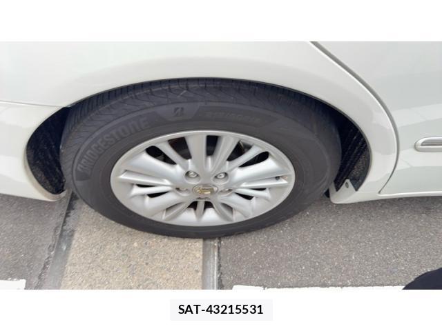 Toyota CROWN SEDAN 2006-10 8779851-8