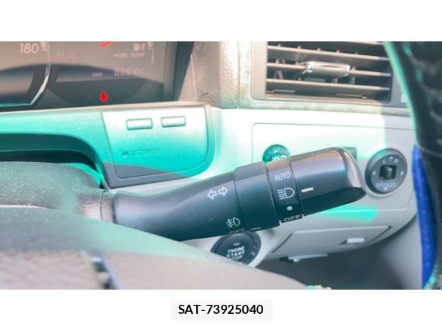 Toyota CROWN SEDAN 2005-10 8779858-17