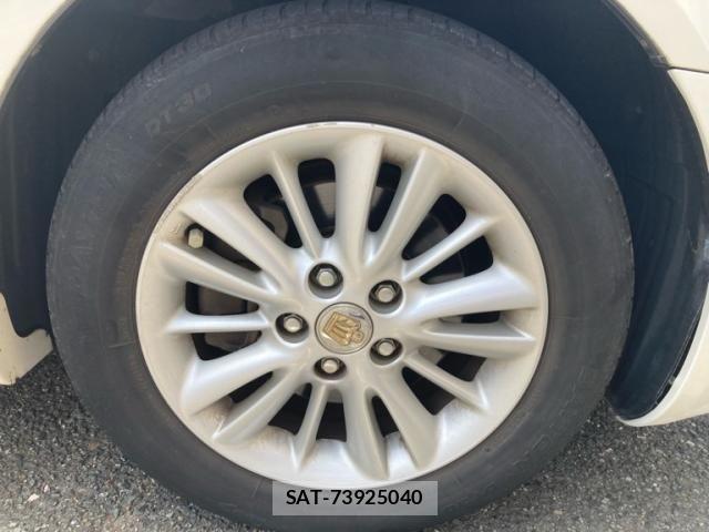 Toyota CROWN SEDAN 2005-10 8779858-4