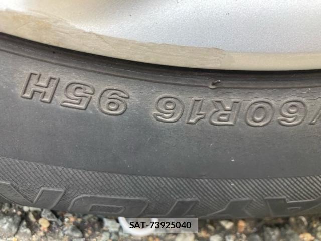 Toyota CROWN SEDAN 2005-10 8779858-6
