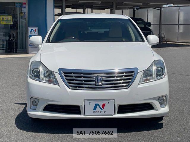 Toyota CROWN SEDAN 2010-07 8779848-15