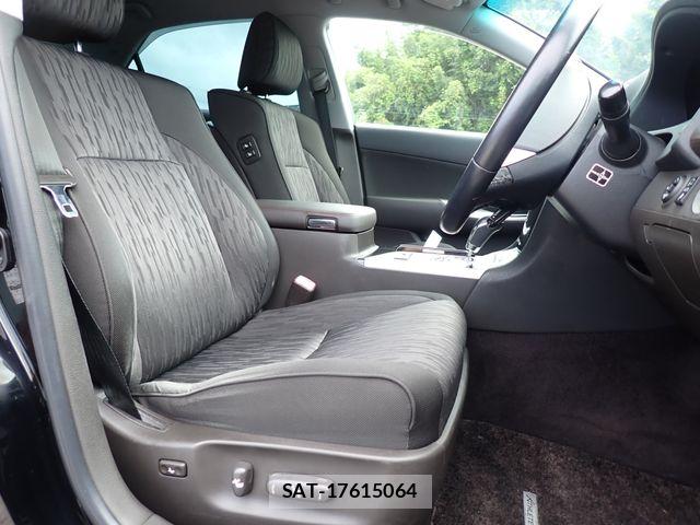 Toyota CROWN SEDAN 2010-09 8779842-17