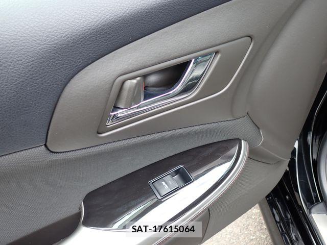 Toyota CROWN SEDAN 2010-09 8779842-20