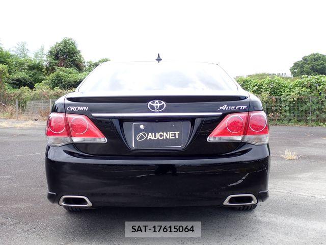 Toyota CROWN SEDAN 2010-09 8779842-5