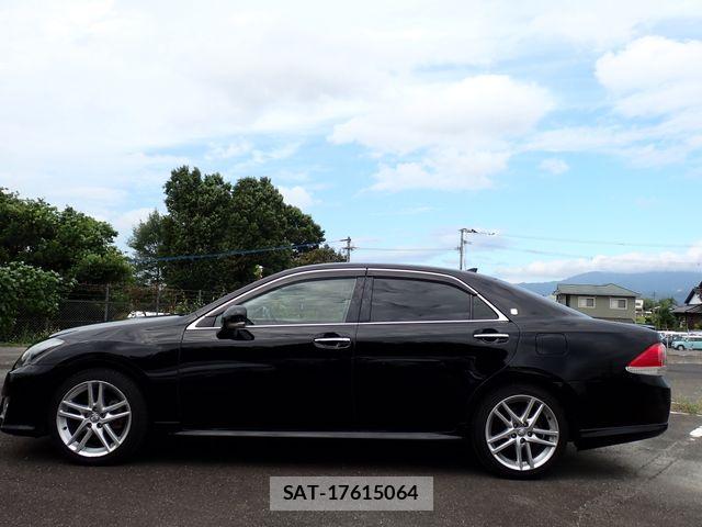 Toyota CROWN SEDAN 2010-09 8779842-6