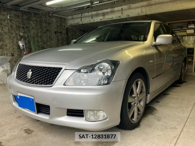 Toyota CROWN SEDAN 2005-10 8779849-0