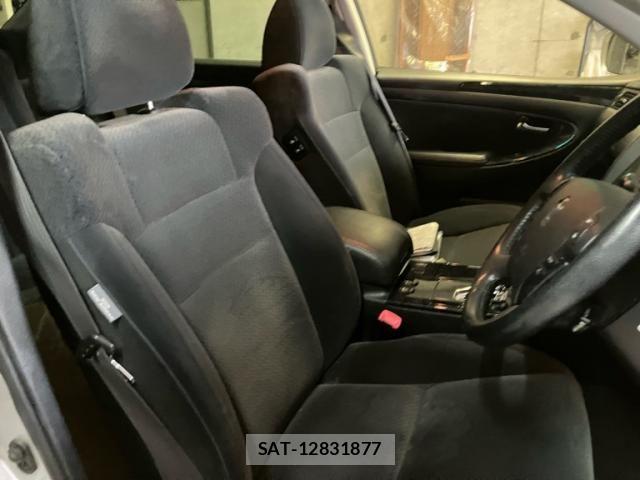Toyota CROWN SEDAN 2005-10 8779849-10