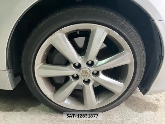 Toyota CROWN SEDAN 2005-10 8779849-2