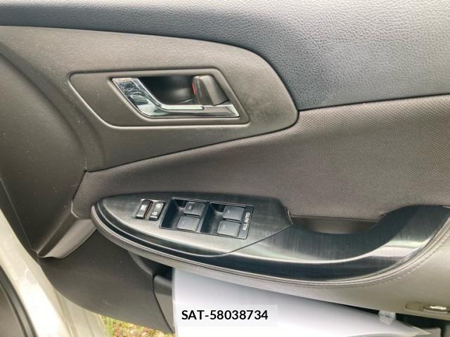 Toyota CROWN SEDAN 2008-11 8779852-11