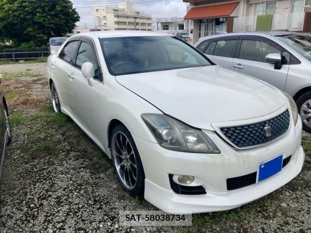 Toyota CROWN SEDAN 2008-11 8779852-1