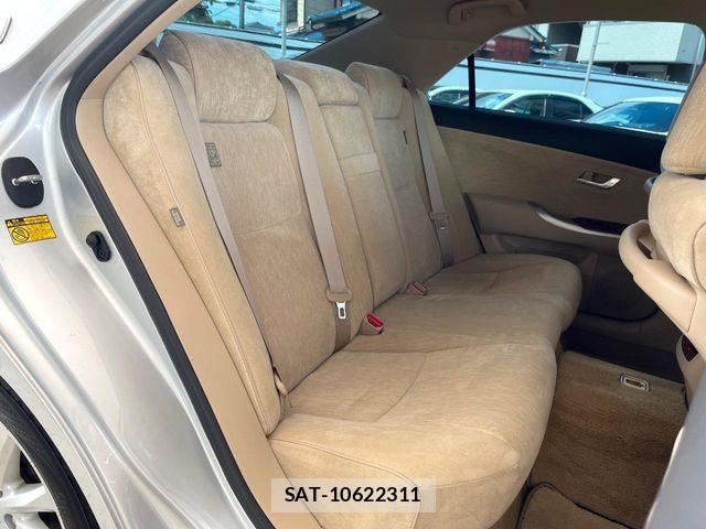 Toyota CROWN SEDAN 2012-10 8795600-10