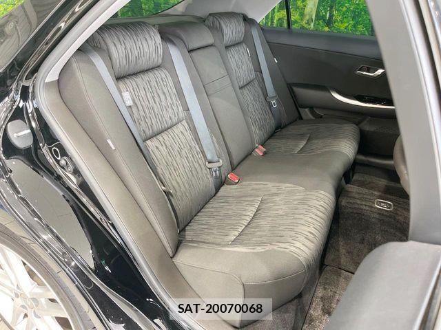 Toyota CROWN SEDAN 2010-04 8795599-8