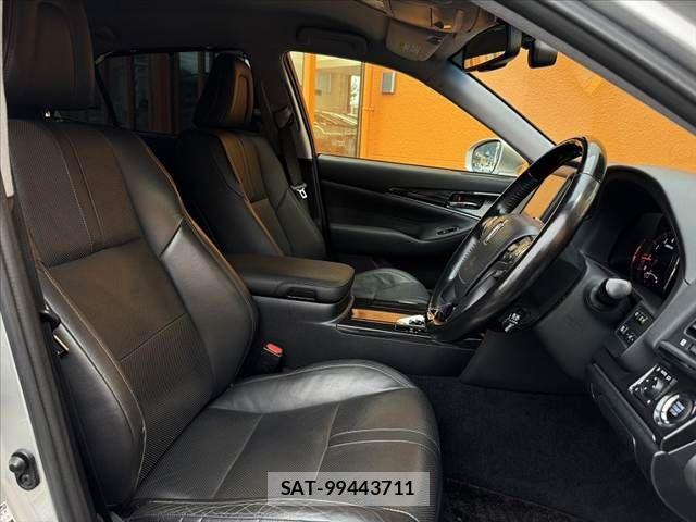 Toyota CROWN SEDAN 2013-02 8795598-15